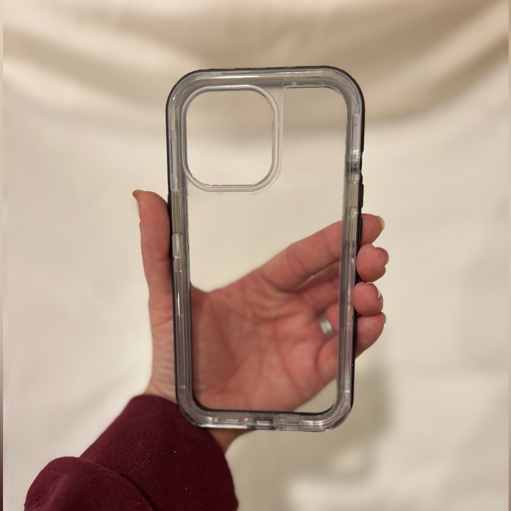 iPhone 13 Pro Lifeproof Case